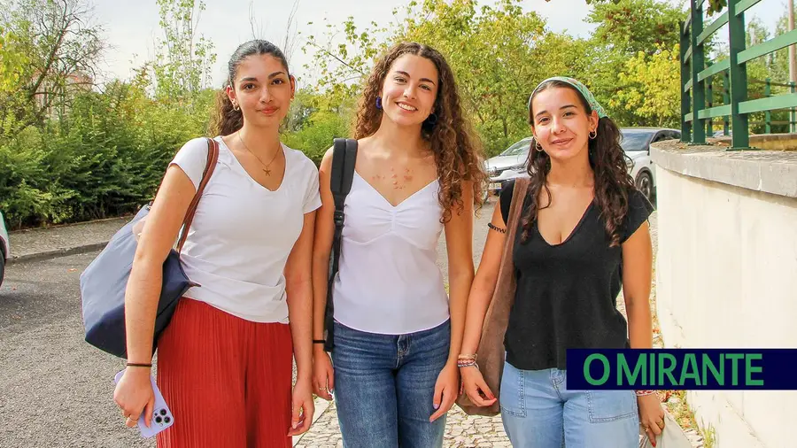Alunos do secundário em Santarém dizem que aprender a lidar com a pressão é um dos grandes desafios