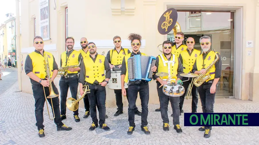 Drama e Beiço é um grupo musical de Tomar que aposta na animação de rua