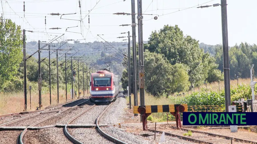 Encerrada última passagem de nível na Golegã e arranca nova travessia rodoviária