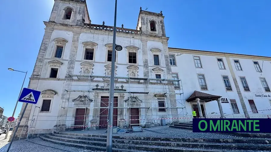 Igreja de Jesus de Cristo em Santarém está a ser requalificada com apoio do município