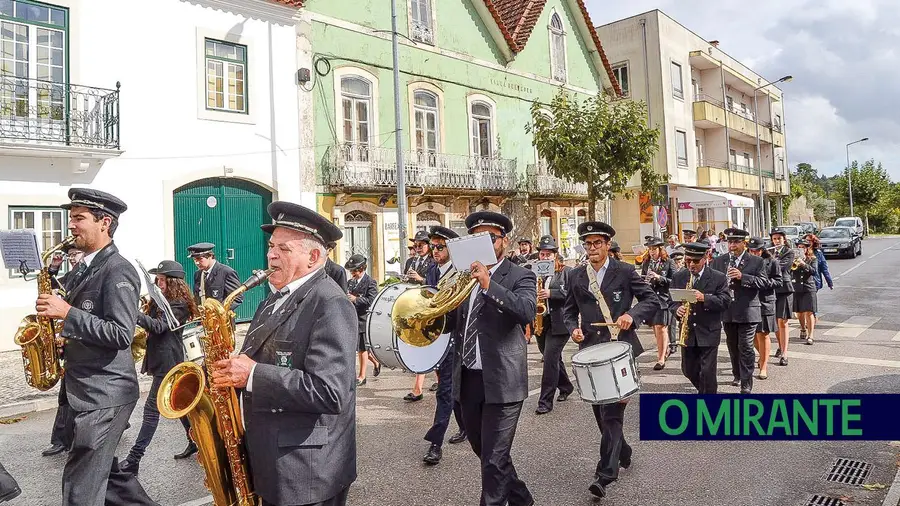Banda do Centro Cultural Azambujense abandona corrida de toiros por falta de pagamento