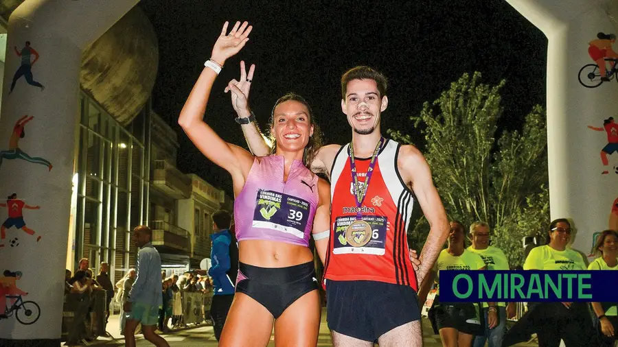Corrida das Vindimas levou 450 atletas às ruas do Cartaxo Corrida das Vindimas levou 450 atletas às ruas do Cartaxo