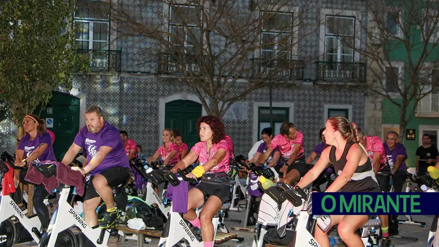 Cycling nocturno encheu Largo Visconde Serra do Pilar