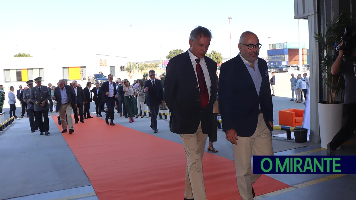 OJE Logistics inaugura terminal rodoferroviário no Entroncamento