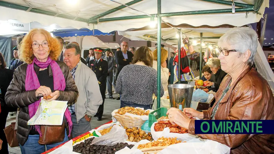 Muita música e animação em mais uma edição da Feira de Santa Iria em Tomar Muita música e animação em mais uma edição da Feira de Santa Iria em Tomar