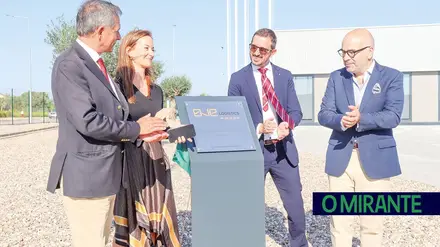 Entroncamento ganha novo terminal logístico e Governo promete menos burocracia para investidores Entroncamento ganha novo terminal logístico e Governo promete menos burocracia para investidores