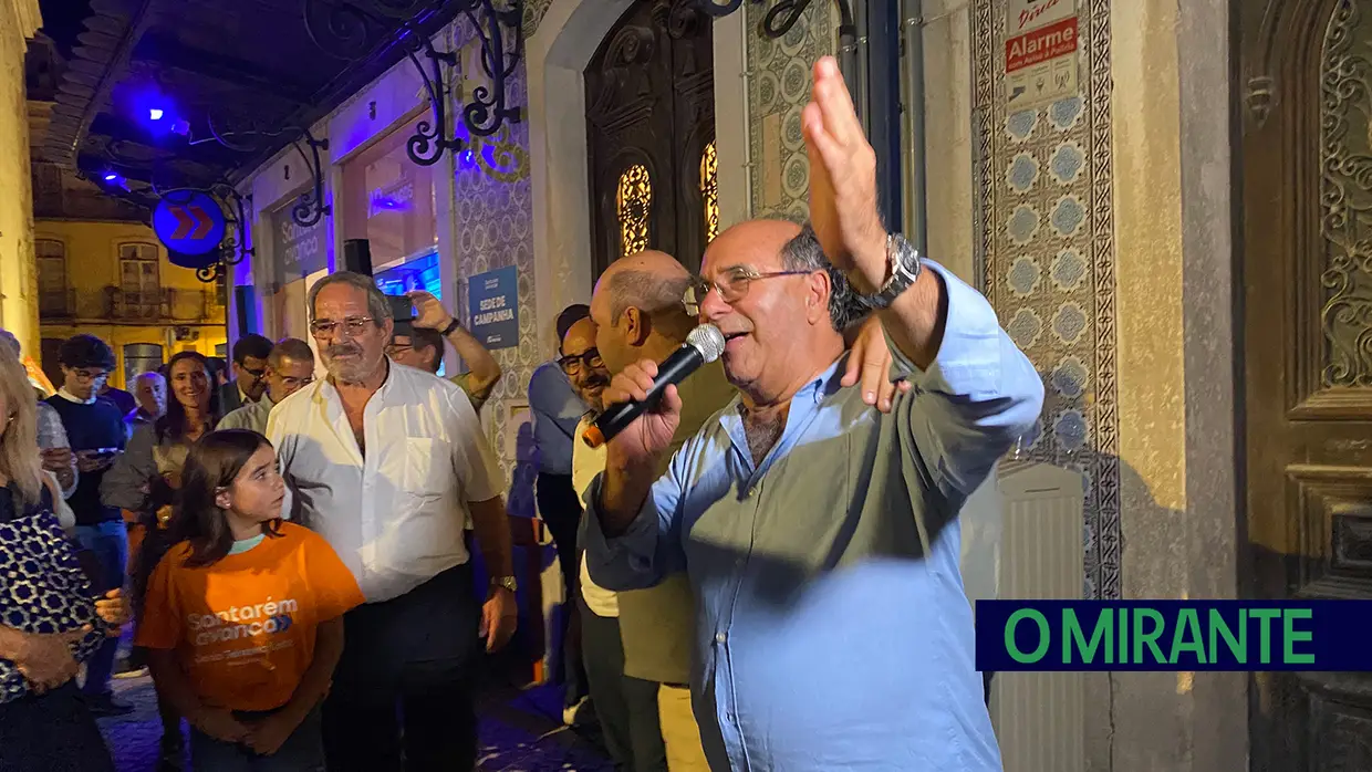 AD vence em todas as frentes em Santarém