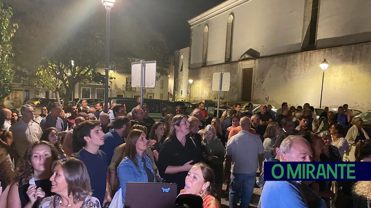 AD vence em todas as frentes em Santarém