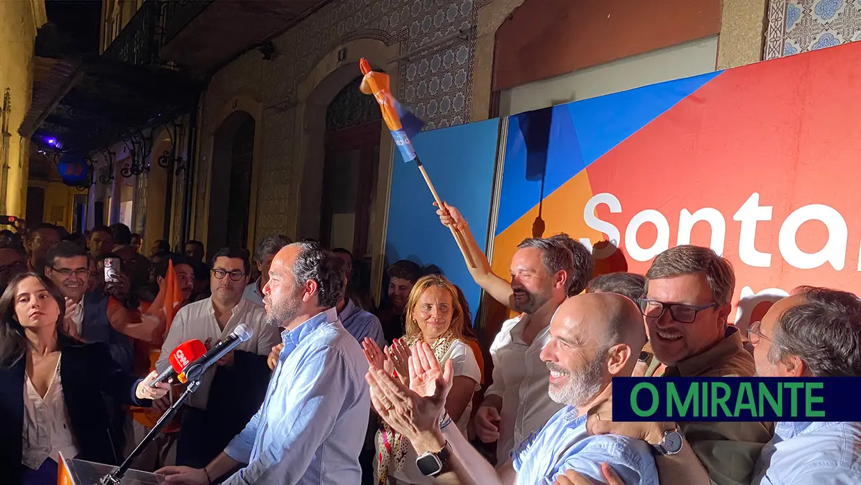 AD vence em todas as frentes em Santarém