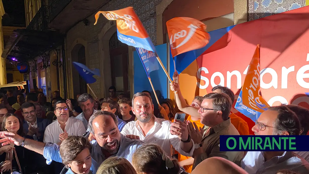 AD vence em todas as frentes em Santarém