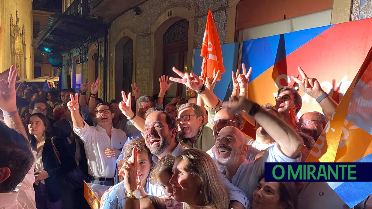 AD vence em todas as frentes em Santarém