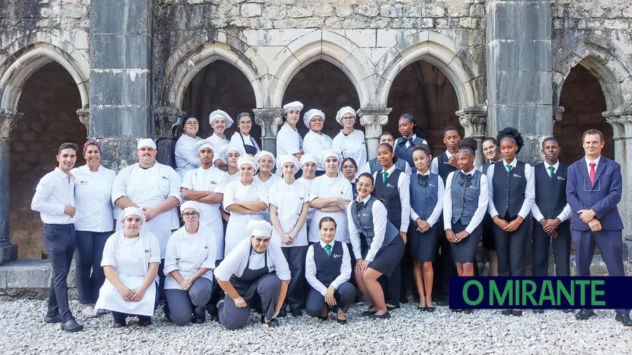 Na Escola Profissional do Vale do Tejo há quem ambicione trabalhar num restaurante de luxo ou servir o Presidente da República Na Escola Profissional do Vale do Tejo há quem ambicione trabalhar num restaurante de luxo ou servir o Presidente da República
