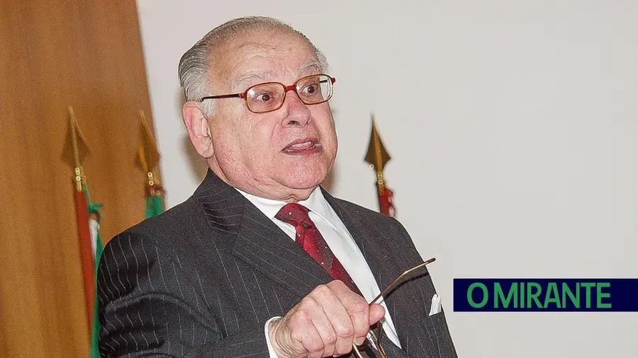 Congresso internacional assinala centenário de Joaquim Veríssimo Serrão Congresso internacional assinala centenário de Joaquim Veríssimo Serrão