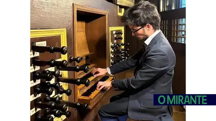 António José Pedrosa é o organista residente do Festival de Órgão de Santarém António José Pedrosa é o organista residente do Festival de Órgão de Santarém