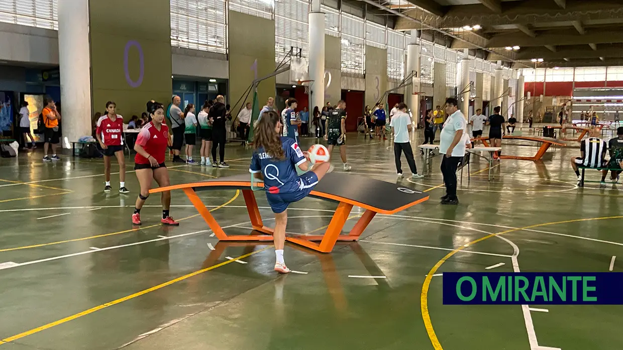 Teqball dos "Caixeiros" de Santarém conquista 4 medalhas na Catalunha