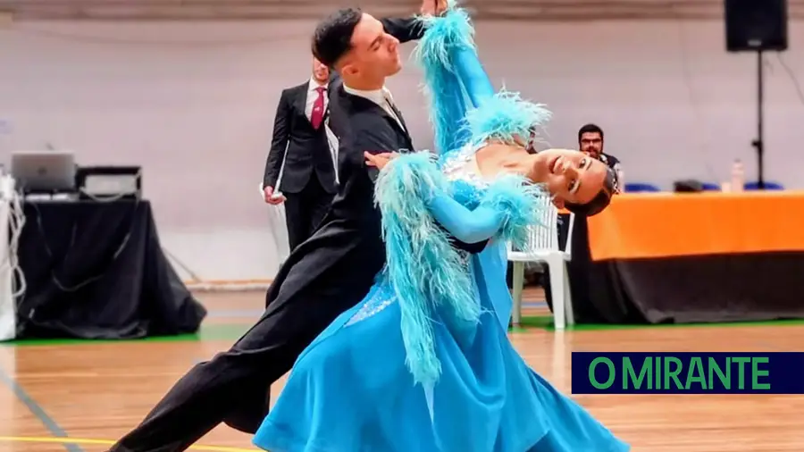 Par de Santarém no Campeonato do Mundo de Dança Desportiva Par de Santarém no Campeonato do Mundo de Dança Desportiva