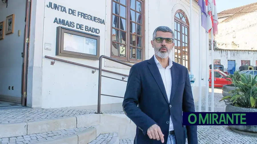 Cisão entre socialistas em Amiais de Baixo levou à perda da junta e a críticas duras ao PS Cisão entre socialistas em Amiais de Baixo levou à perda da junta e a críticas duras ao PS