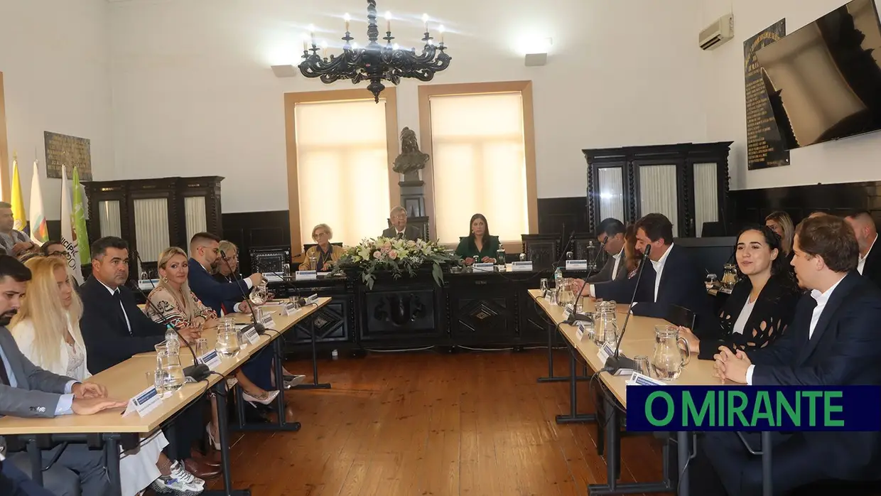 Posse da primeira câmara governada pelo Chega foi no Entroncamento