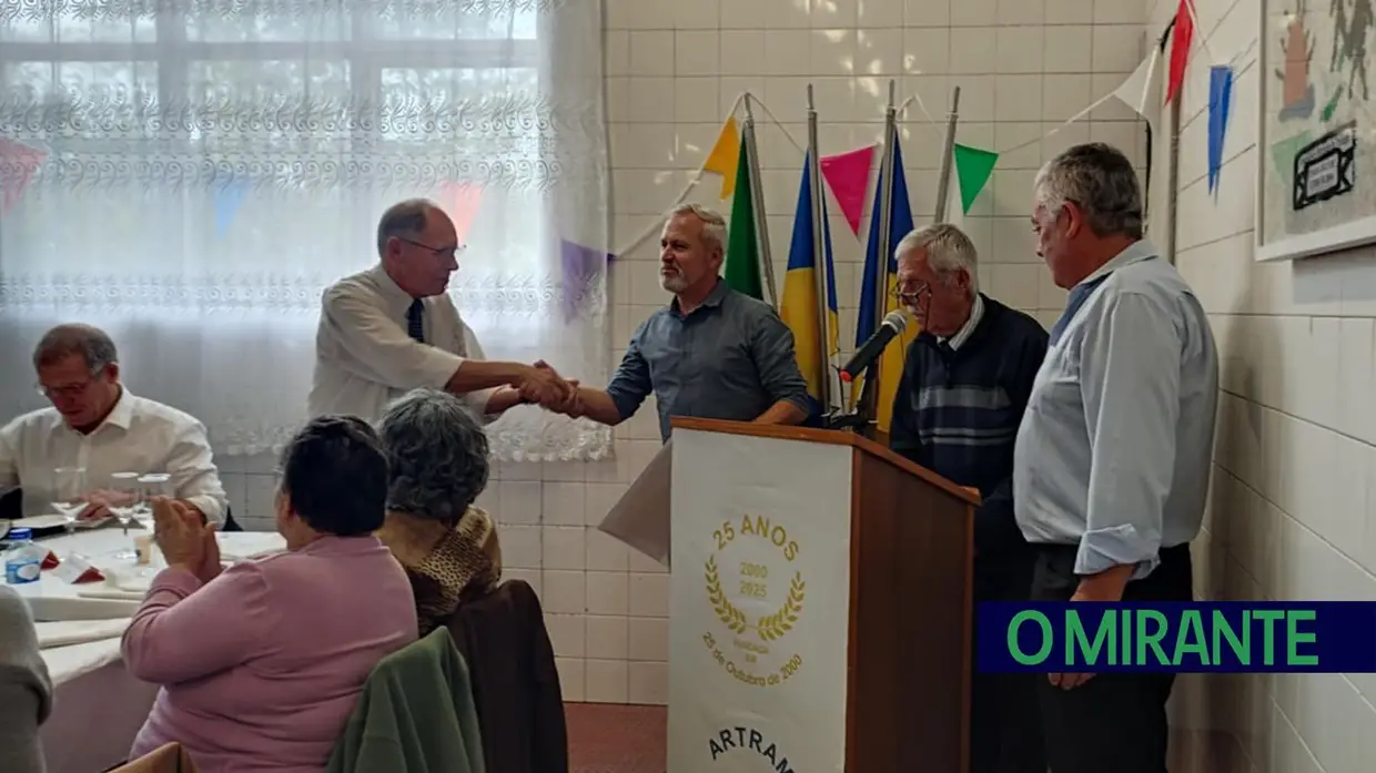 Associação de Reformados do Tramagal comemorou 25 anos com um almoço convívio