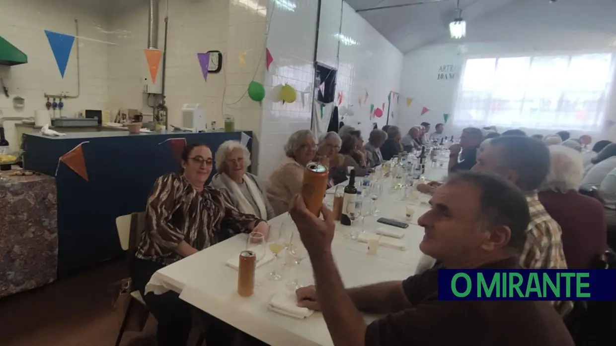 Associação de Reformados do Tramagal comemorou 25 anos com um almoço convívio