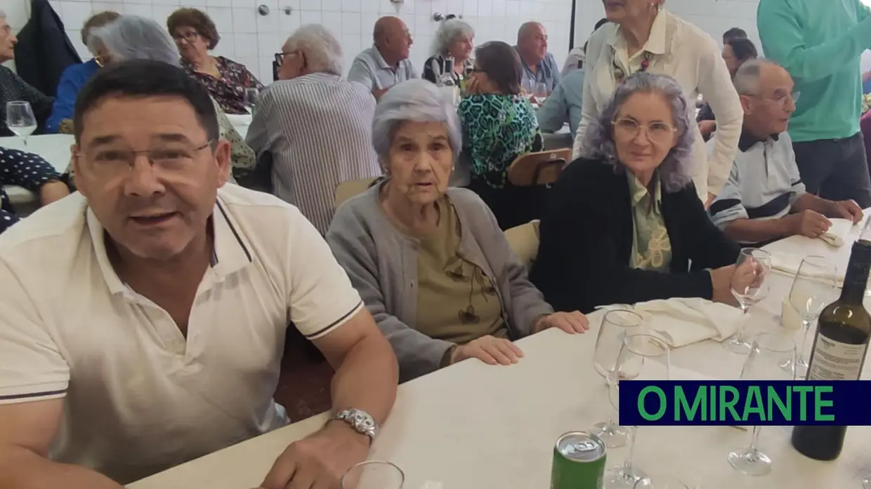 Associação de Reformados do Tramagal comemorou 25 anos com um almoço convívio