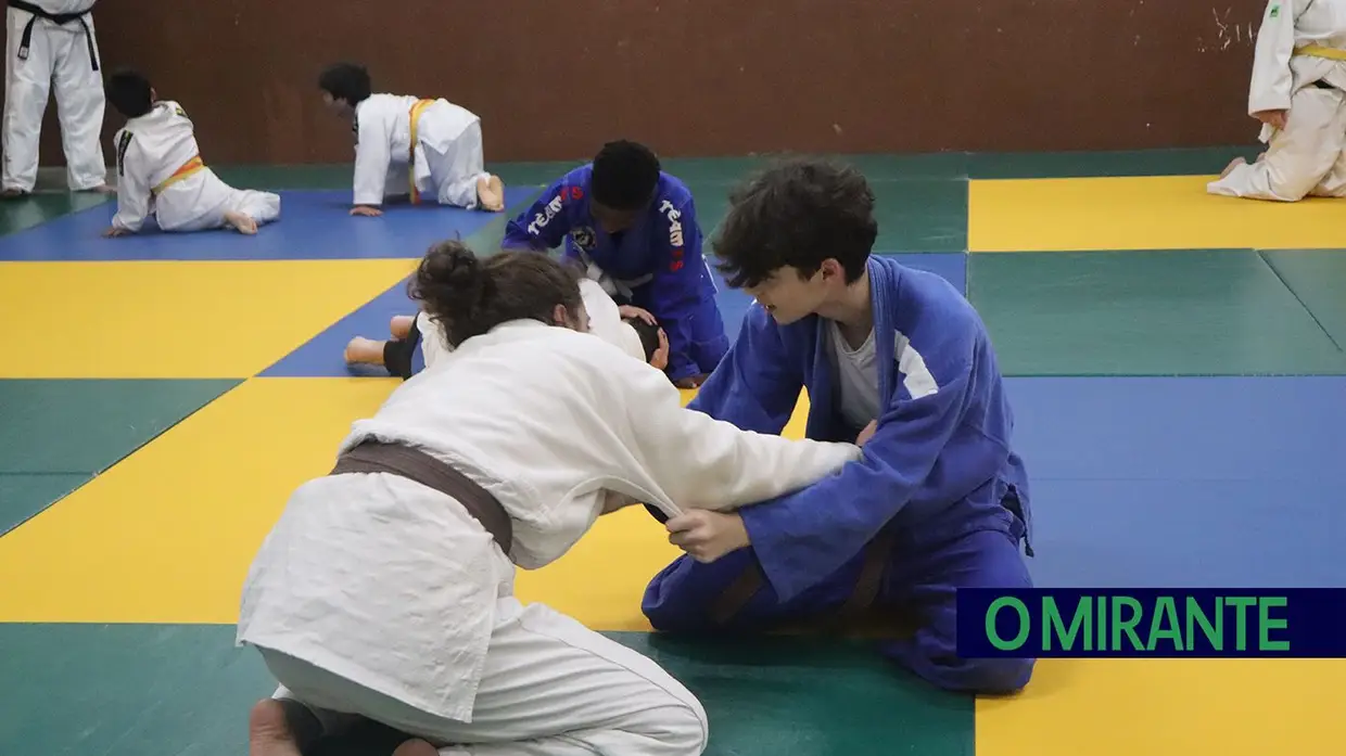 Espírito do judo cresce em Riachos com disciplina, respeito e amizade