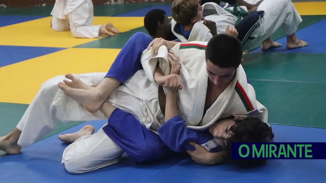 Espírito do judo cresce em Riachos com disciplina, respeito e amizade