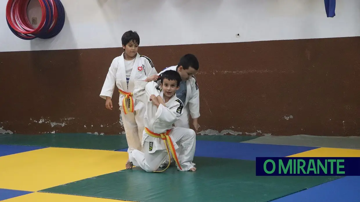 Espírito do judo cresce em Riachos com disciplina, respeito e amizade