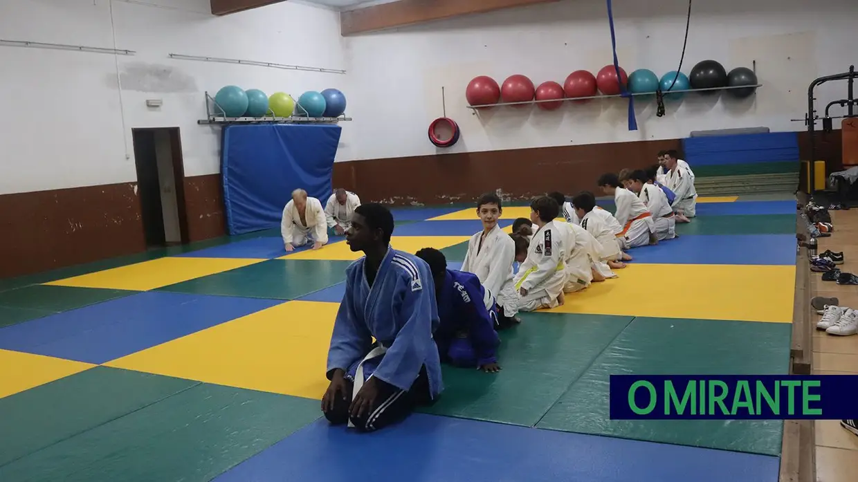 Espírito do judo cresce em Riachos com disciplina, respeito e amizade