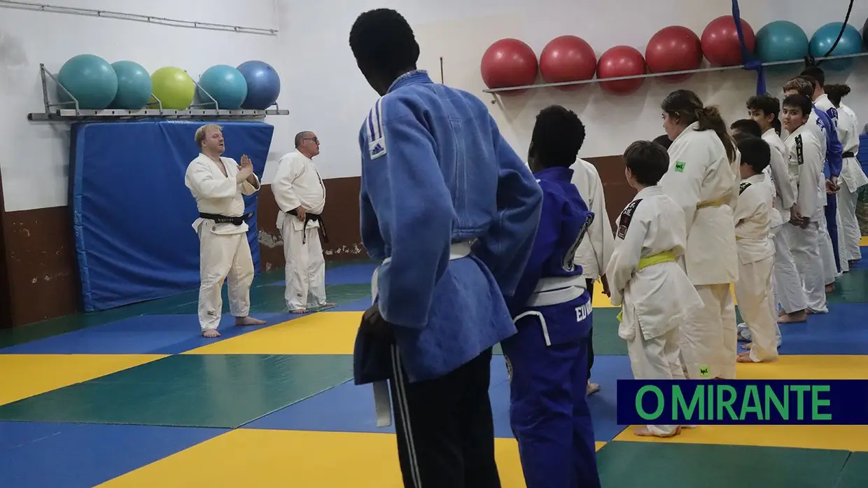 Espírito do judo cresce em Riachos com disciplina, respeito e amizade