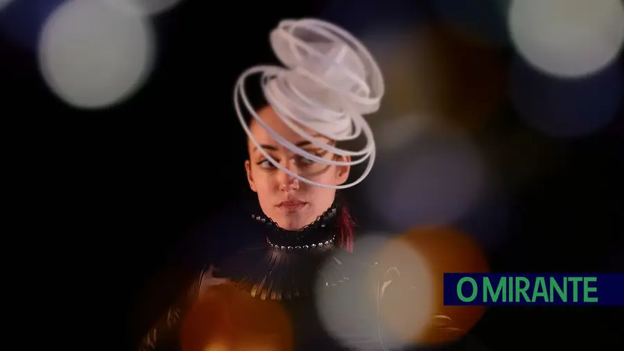 Inestética estreia cabaret futurista inspirado em Almada Negreiros