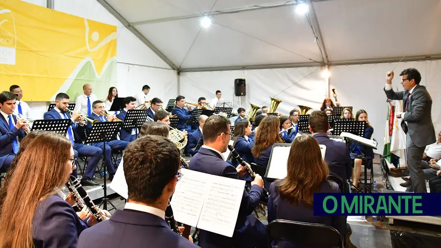 Encontro de Bandas Filarmónicas reuniu quatro formações do concelho de Alenquer Encontro de Bandas Filarmónicas reuniu quatro formações do concelho de Alenquer
