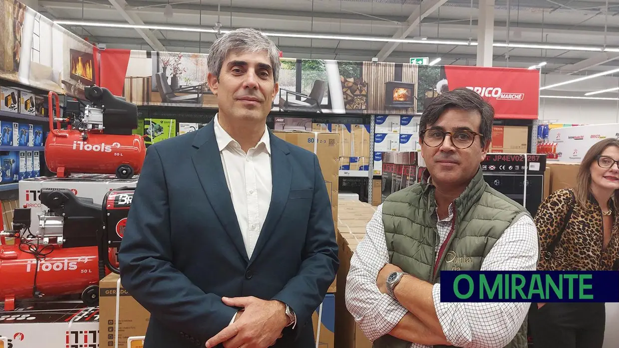 Já abriu o Bricomarché do Cartaxo, de Shaiza e Marco Rodrigues