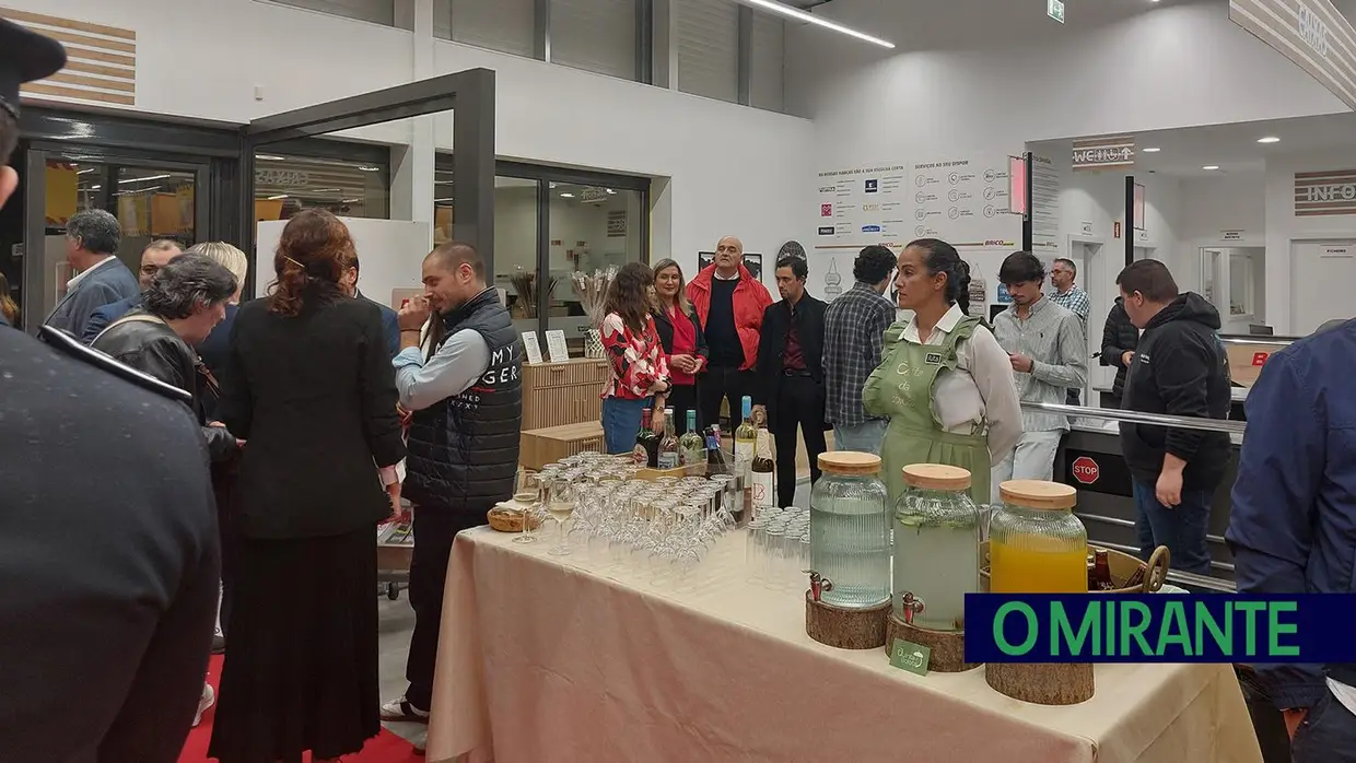 Já abriu o Bricomarché do Cartaxo, de Shaiza e Marco Rodrigues