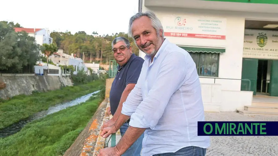 Associação de proprietários quer limpar 8 quilómetros do rio Alenquer com apoio comunitário