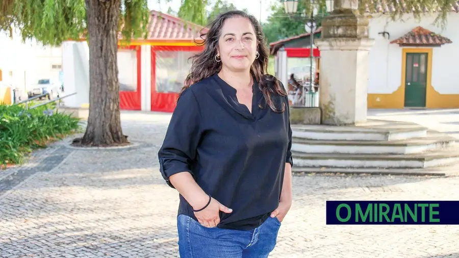 Gisela Matias: “há jogos de bastidores e poderes instalados que atrasam o desenvolvimento local” Gisela Matias: “há jogos de bastidores e poderes instalados que atrasam o desenvolvimento local”