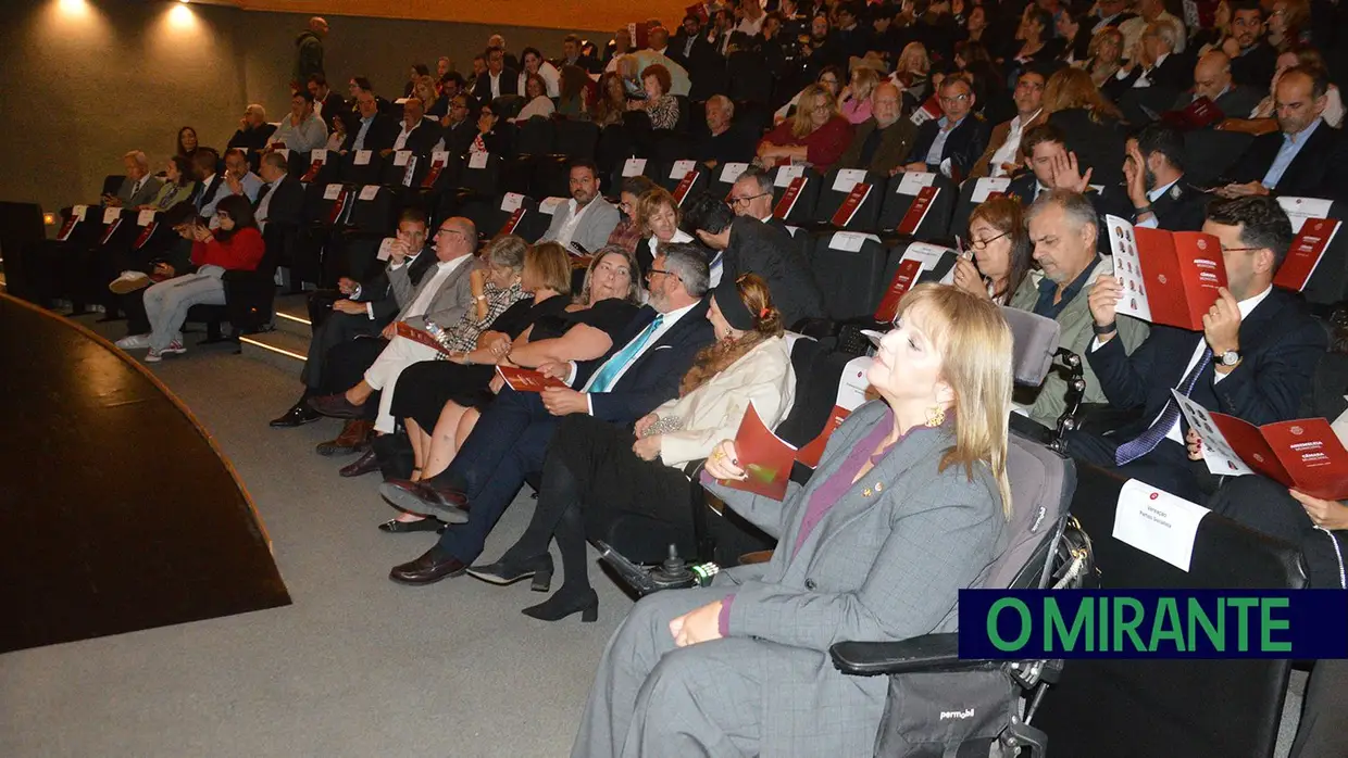 Tomada de posse em VFX com casa cheia no Ateneu Vilafranquense