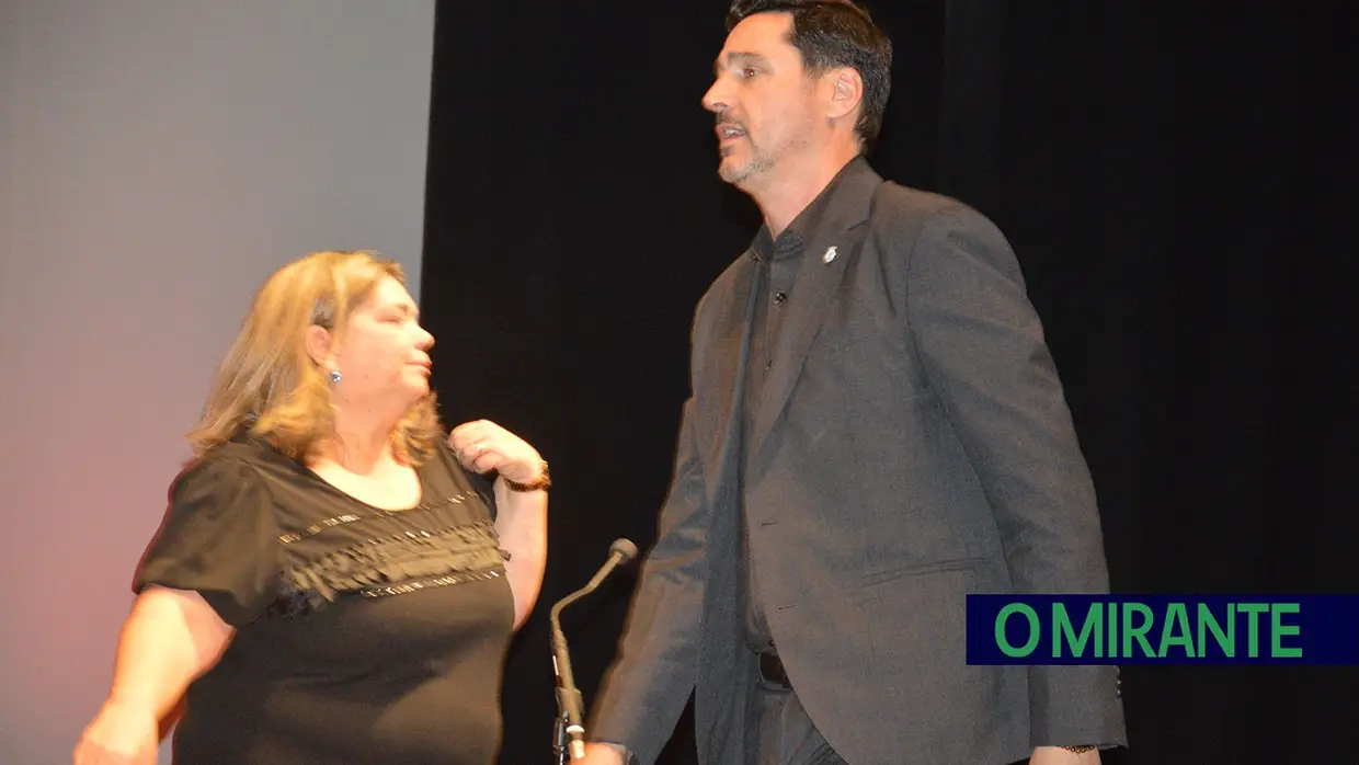 Tomada de posse em VFX com casa cheia no Ateneu Vilafranquense