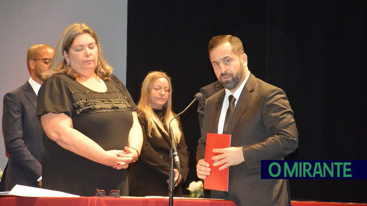 Tomada de posse em VFX com casa cheia no Ateneu Vilafranquense