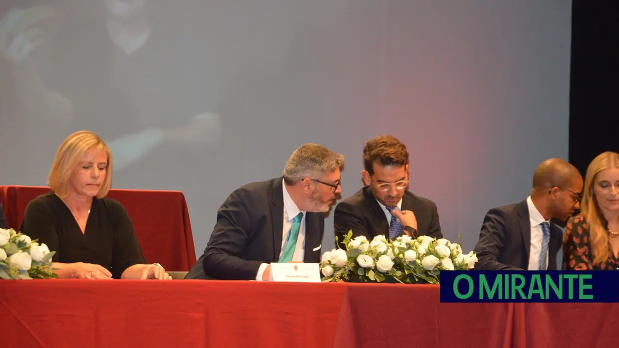 Tomada de posse em VFX com casa cheia no Ateneu Vilafranquense