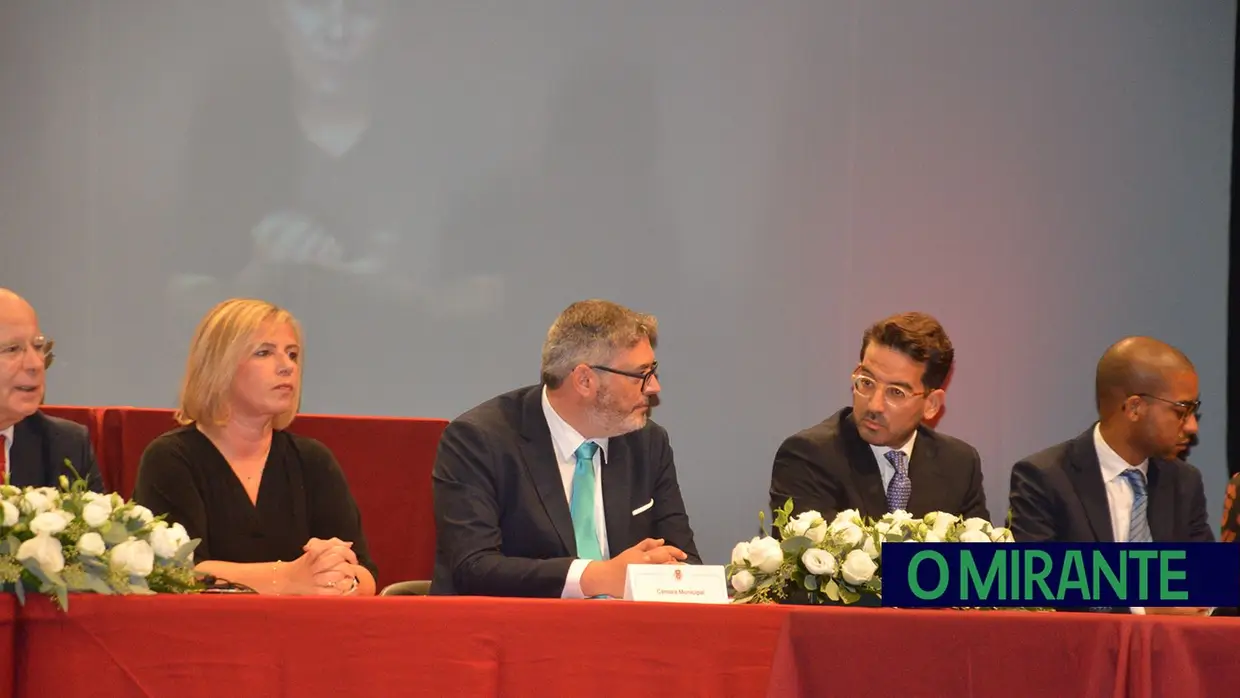 Tomada de posse em VFX com casa cheia no Ateneu Vilafranquense