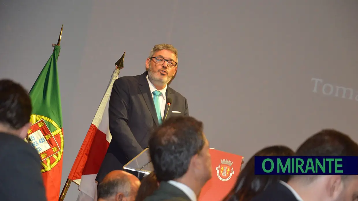 Tomada de posse em VFX com casa cheia no Ateneu Vilafranquense