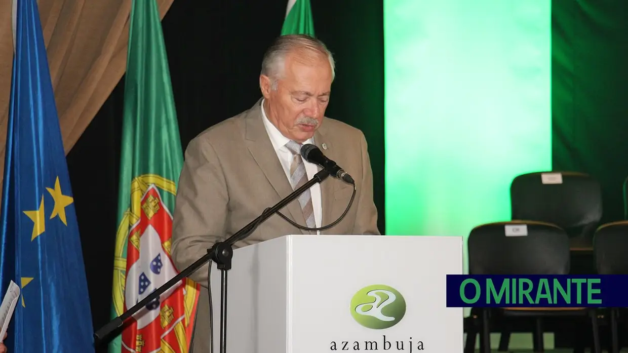 Silvino Lúcio promete mais coesão e investimento para Azambuja na tomada de posse