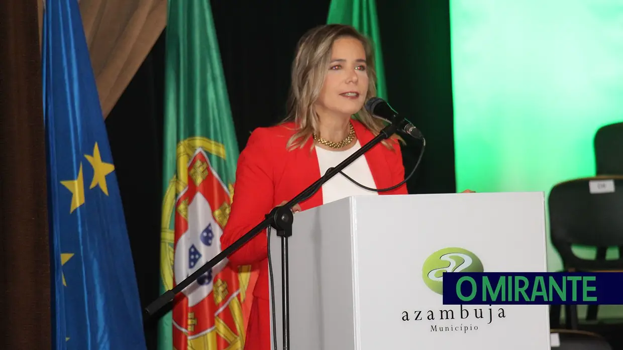 Silvino Lúcio promete mais coesão e investimento para Azambuja na tomada de posse