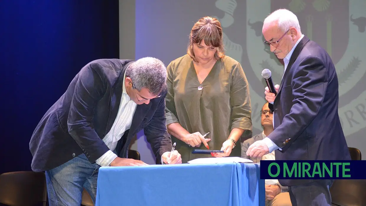 AD lidera freguesia de Samora Correia com presença socialista