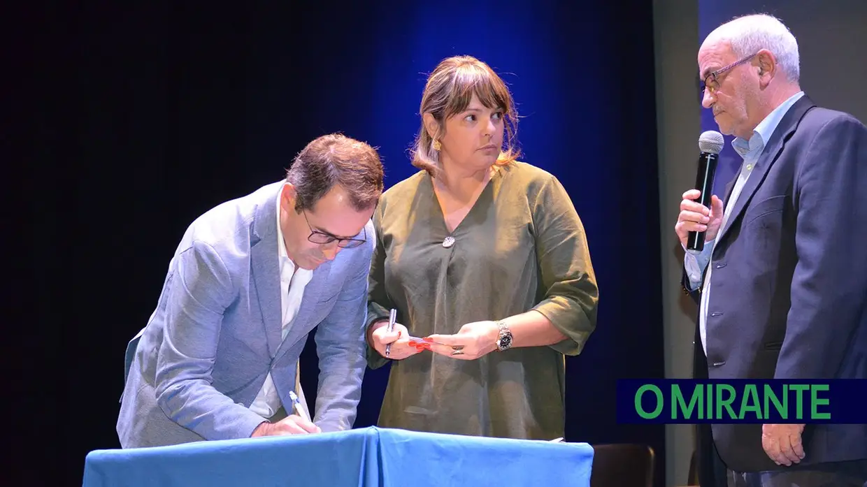 AD lidera freguesia de Samora Correia com presença socialista