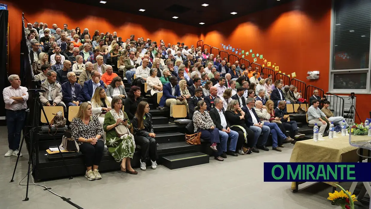 Tomada de posse da Assembleia de Freguesia da Póvoa de Sta. Iria e Forte da Casa