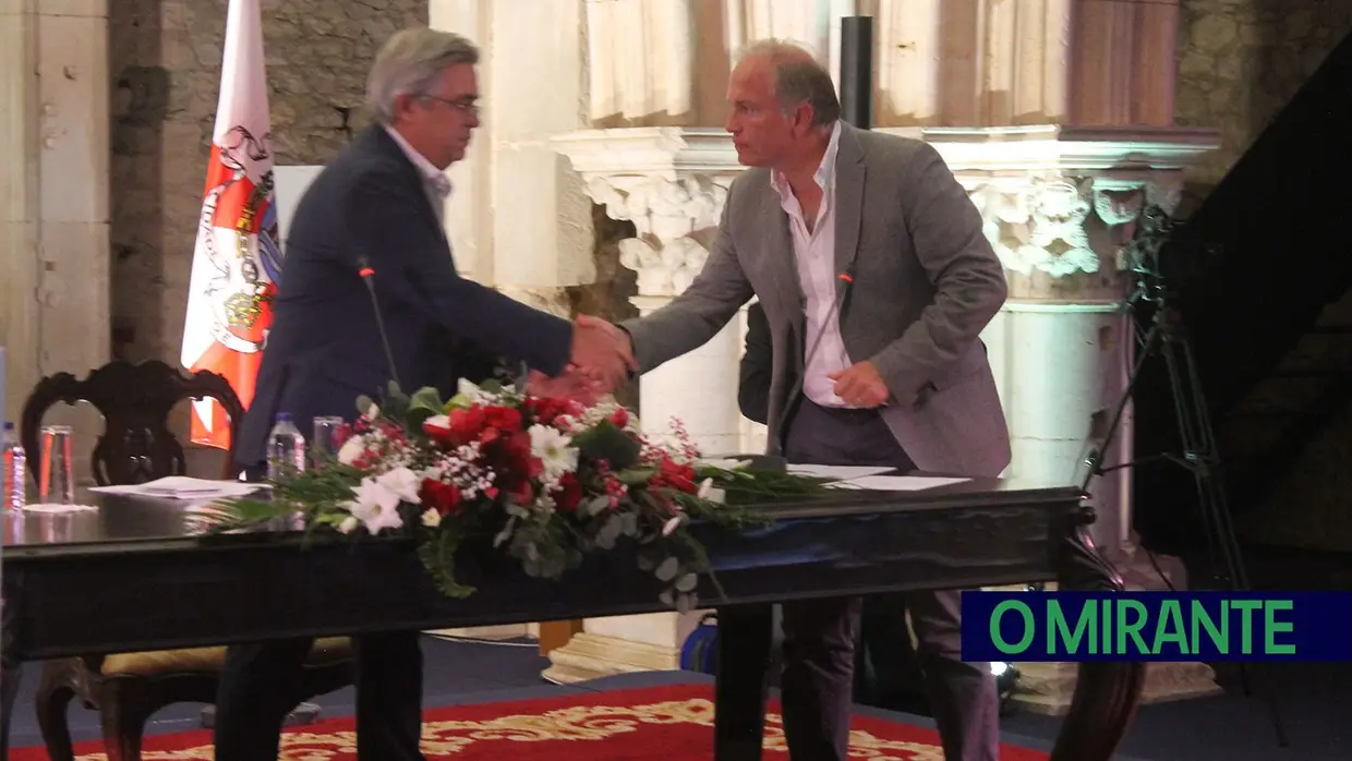 Novos autarcas do município de Santarém tomaram posse