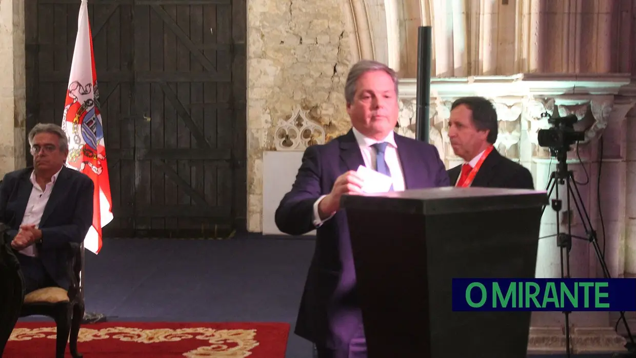 Novos autarcas do município de Santarém tomaram posse