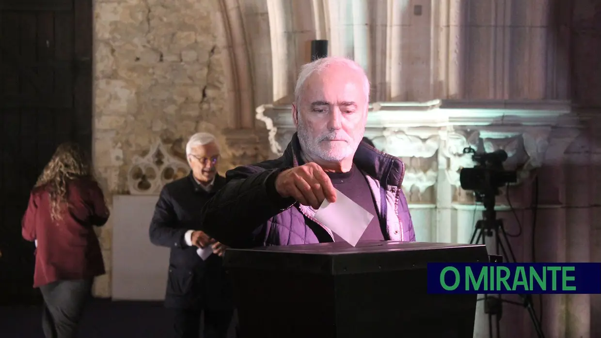 Novos autarcas do município de Santarém tomaram posse